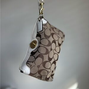 Y2K Coach Turn lock Wristlet Signature Canvas with White Leather